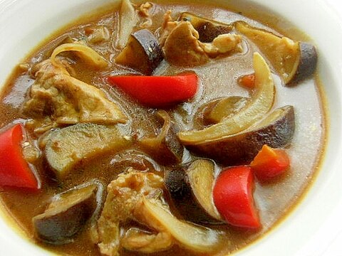豚肉少しで❤タイ風の茄子カレー♪(ヨーグルト他)